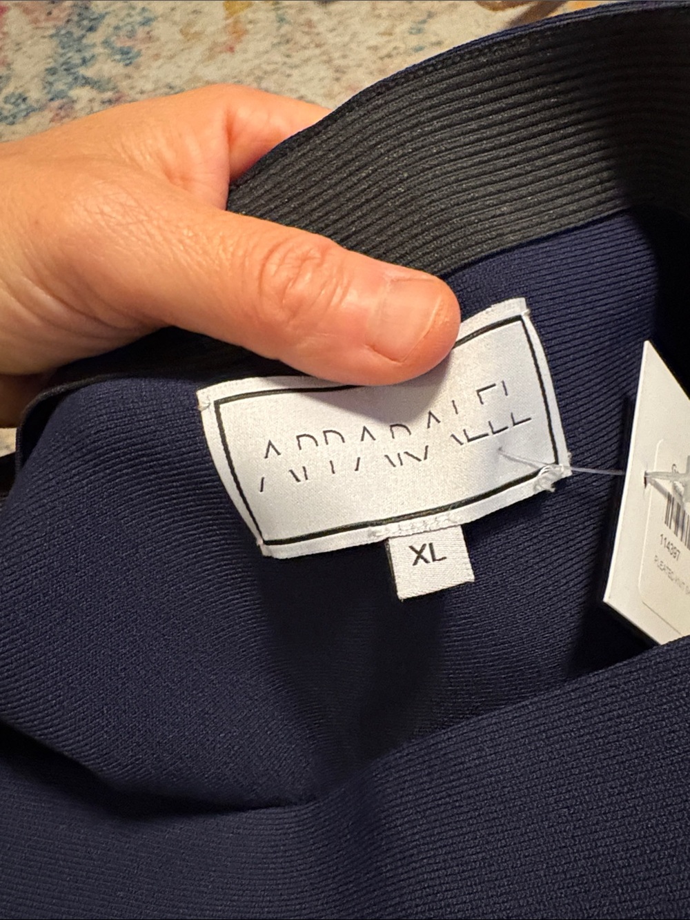 Apparalel navy pleated skirt - Picture 3 of 5